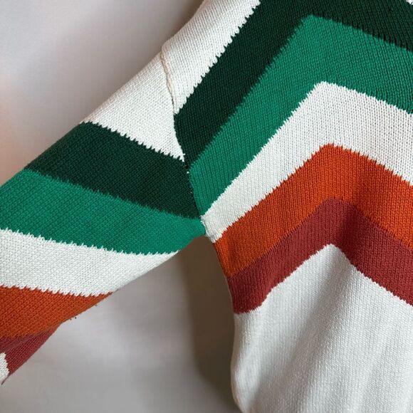 BiBi Multi Color Chevron Pattern Sweater Size L - Picture 13 of 16
